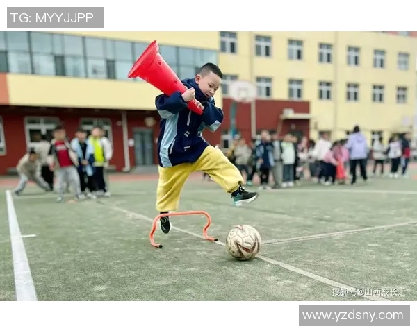踢足球气质的魅力与影响力如何塑造年轻人的团队精神与竞争意识 踢足球气质的魅力与影响力如何塑造年轻人的团队精神与竞争意识